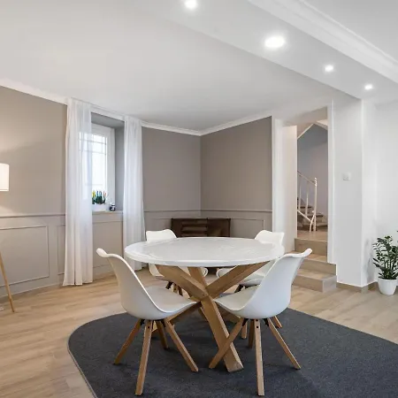 Sophisticated In With Terrace Villa Polazzo