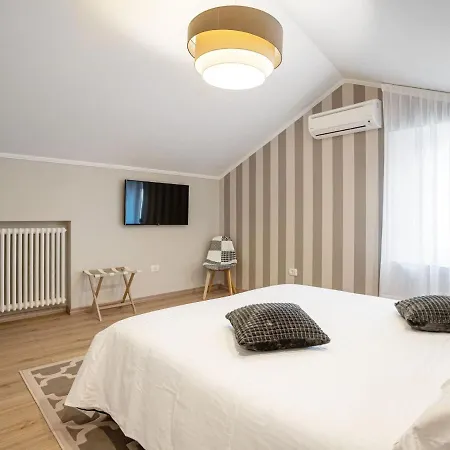 Sophisticated In With Terrace * Polazzo